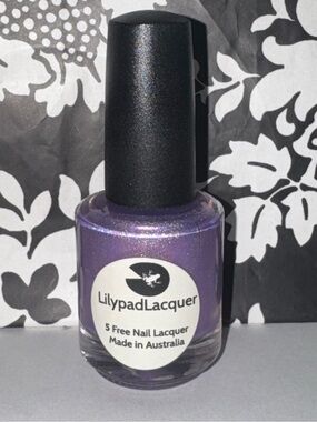 Lilypad Lacquer -Shes all that polish